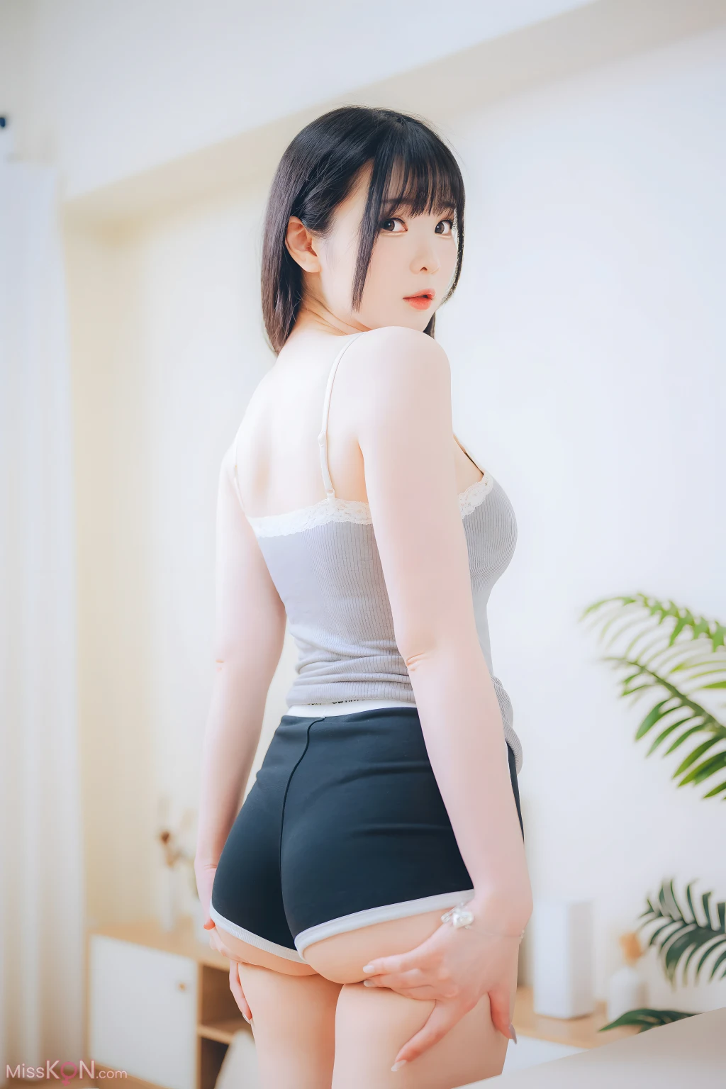 Coser@霜月shimo:「DL版写真集」週末彼女 (101 photos)
