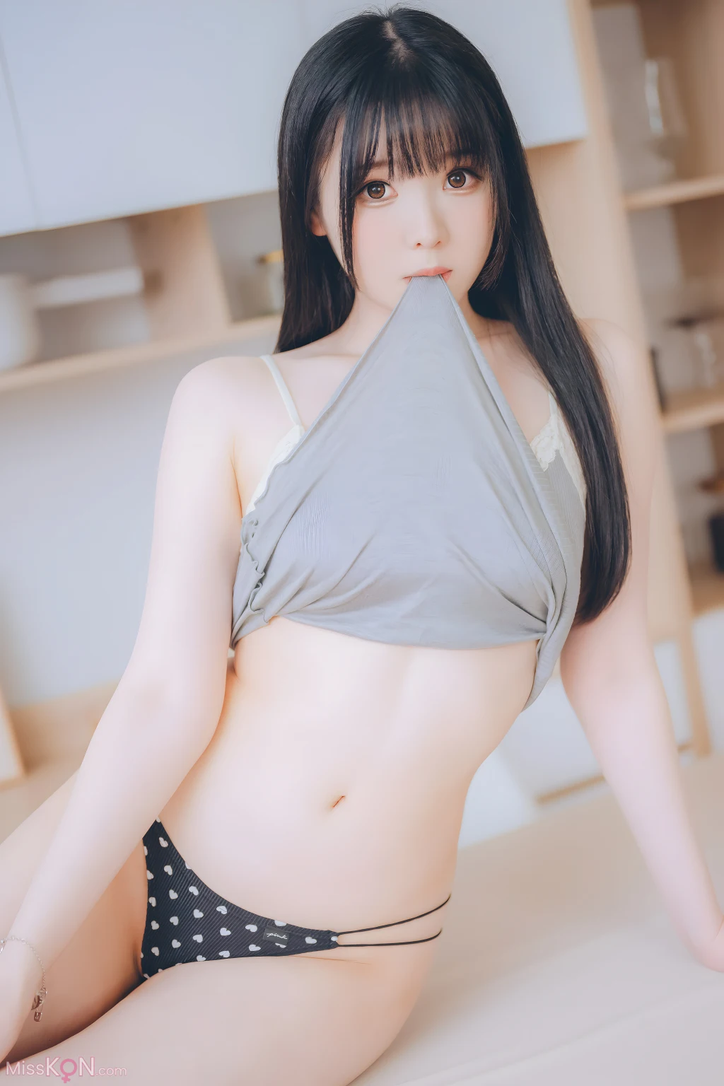Coser@霜月shimo:「DL版写真集」週末彼女 (101 photos)