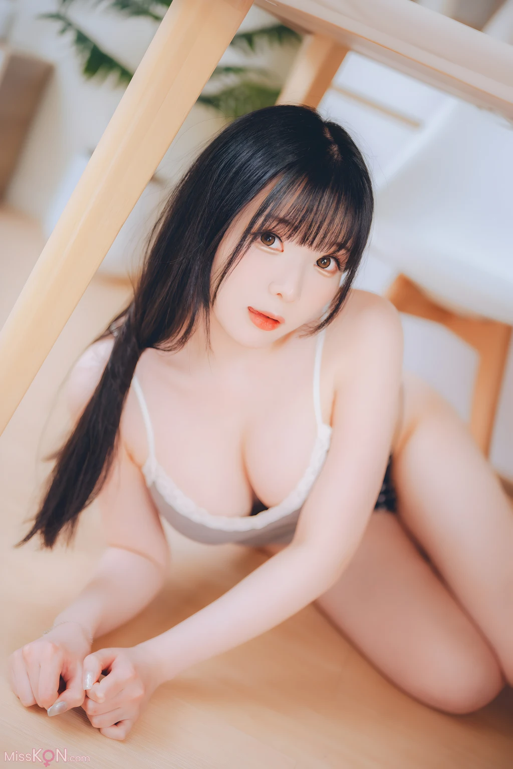 Coser@霜月shimo:「DL版写真集」週末彼女 (101 photos)