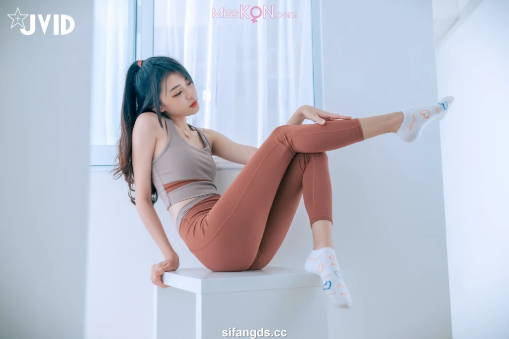 [JVID] 妍妍 Angel:【禁忌瑜珈課程】 瑜珈教練的秘密 裸體私人課程 (224 photos )
