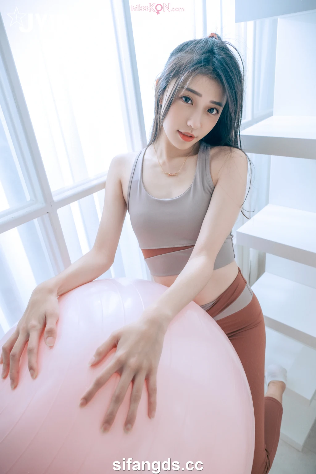 [JVID] 妍妍 Angel:【禁忌瑜珈課程】 瑜珈教練的秘密 裸體私人課程 (224 photos )