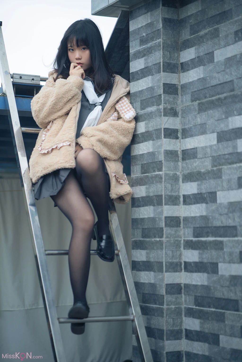 Coser@一只小栗奈: 熊熊JK女友 (212 photos + 1 video) – Page 2