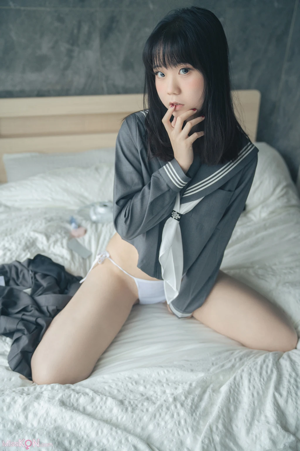 Coser@一只小栗奈: 熊熊JK女友 (212 photos + 1 video) – Page 3