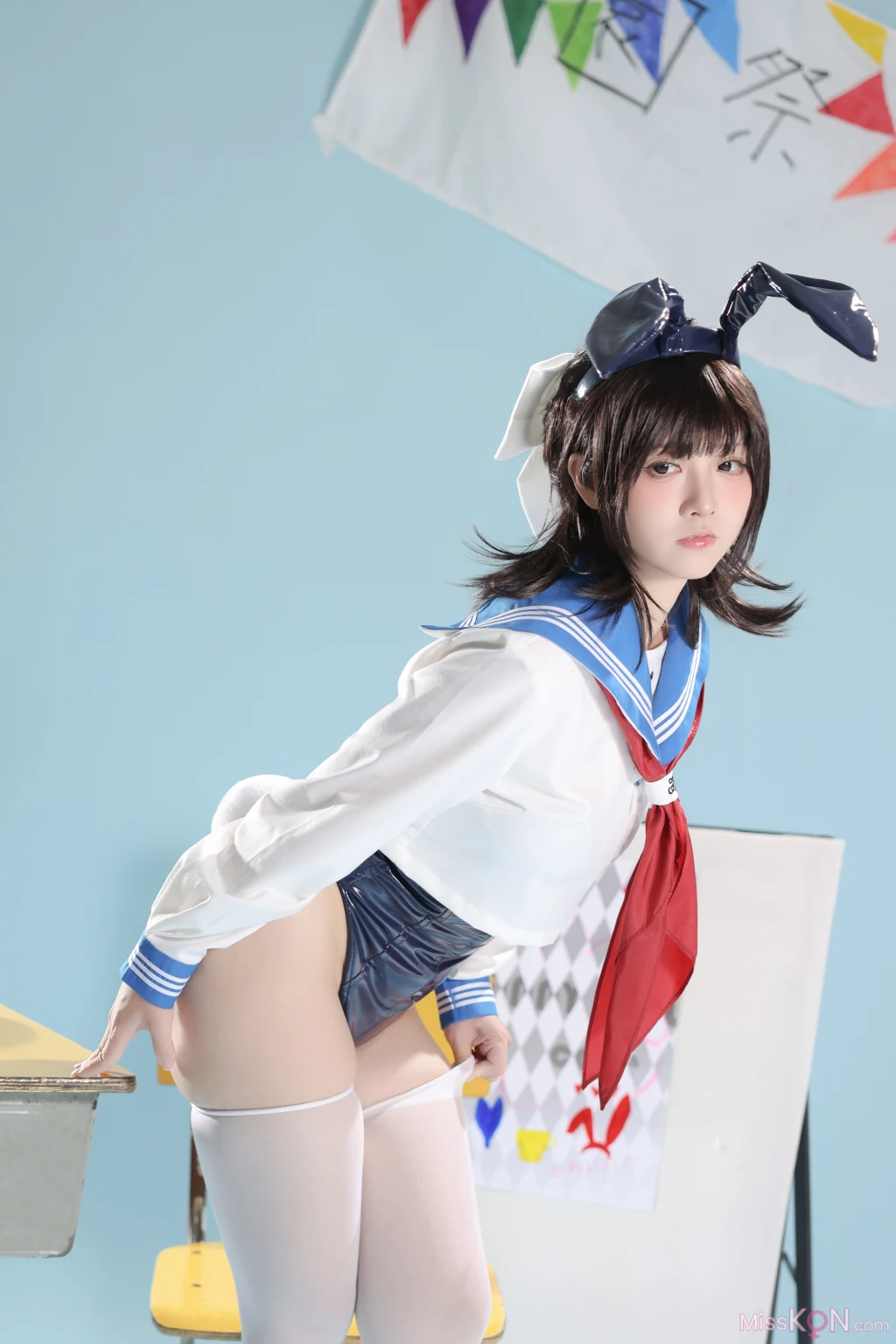 Coser@G44不会受伤: 水手服兔女郎咖啡厅 (27 photos)