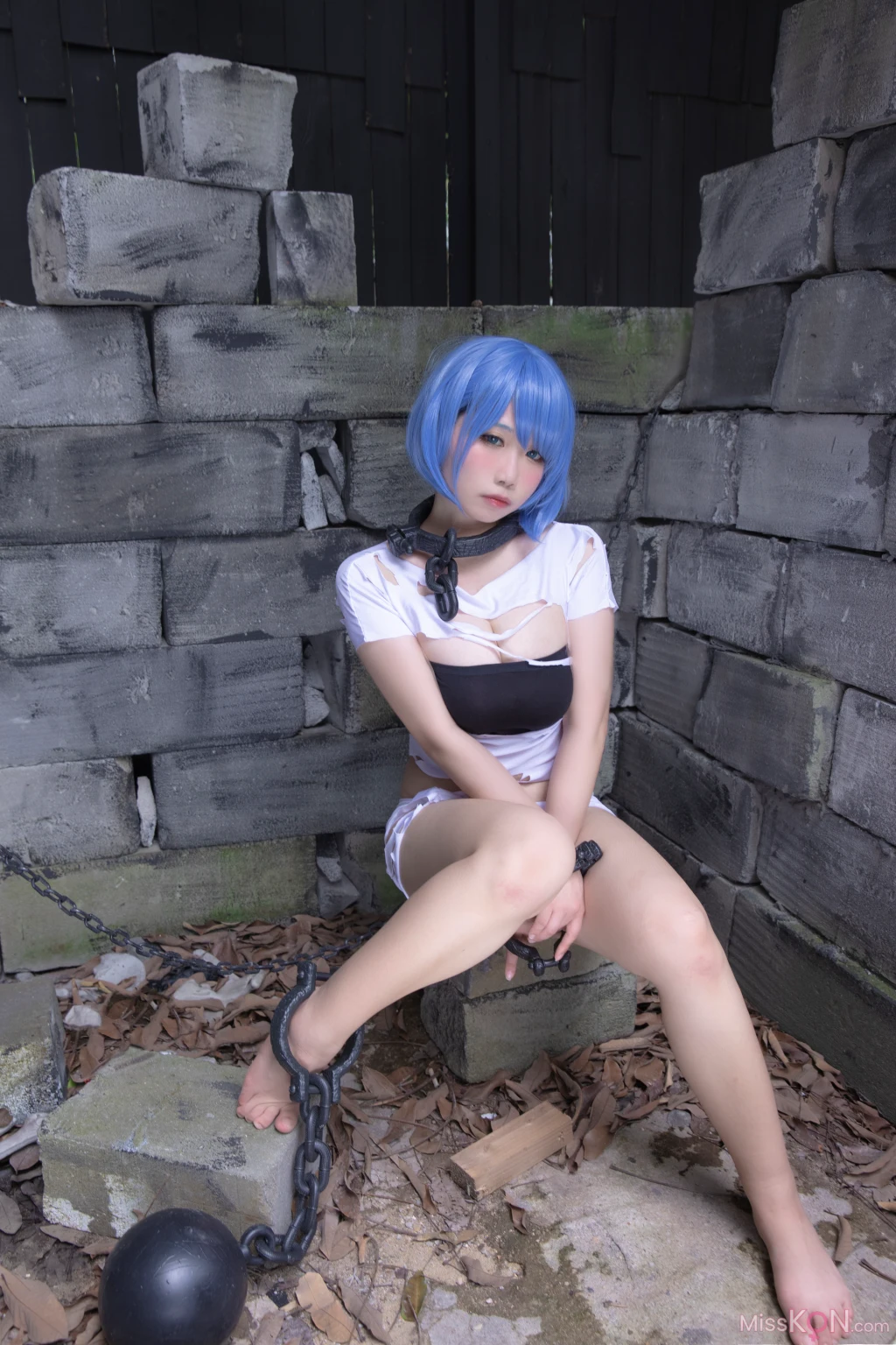 Coser@贞子蜜桃: 碧蓝航线 恰巴耶夫 监狱 (18 photos)