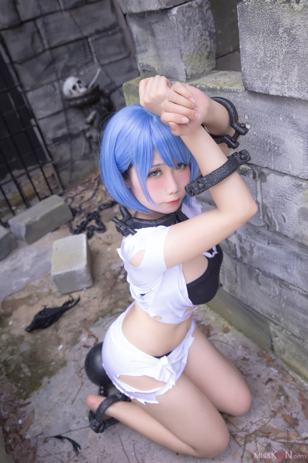 Coser@贞子蜜桃: 碧蓝航线 恰巴耶夫 监狱 (18 photos)
