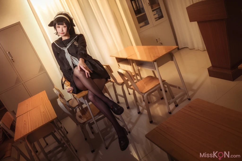 Coser@贞子蜜桃: 碧蓝航线 爱宕高雄制服 (35 photos)