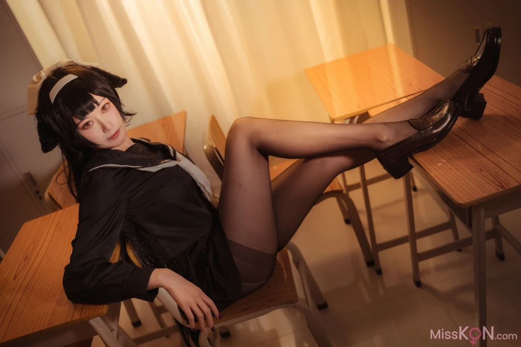 Coser@贞子蜜桃: 碧蓝航线 爱宕高雄制服 (35 photos)