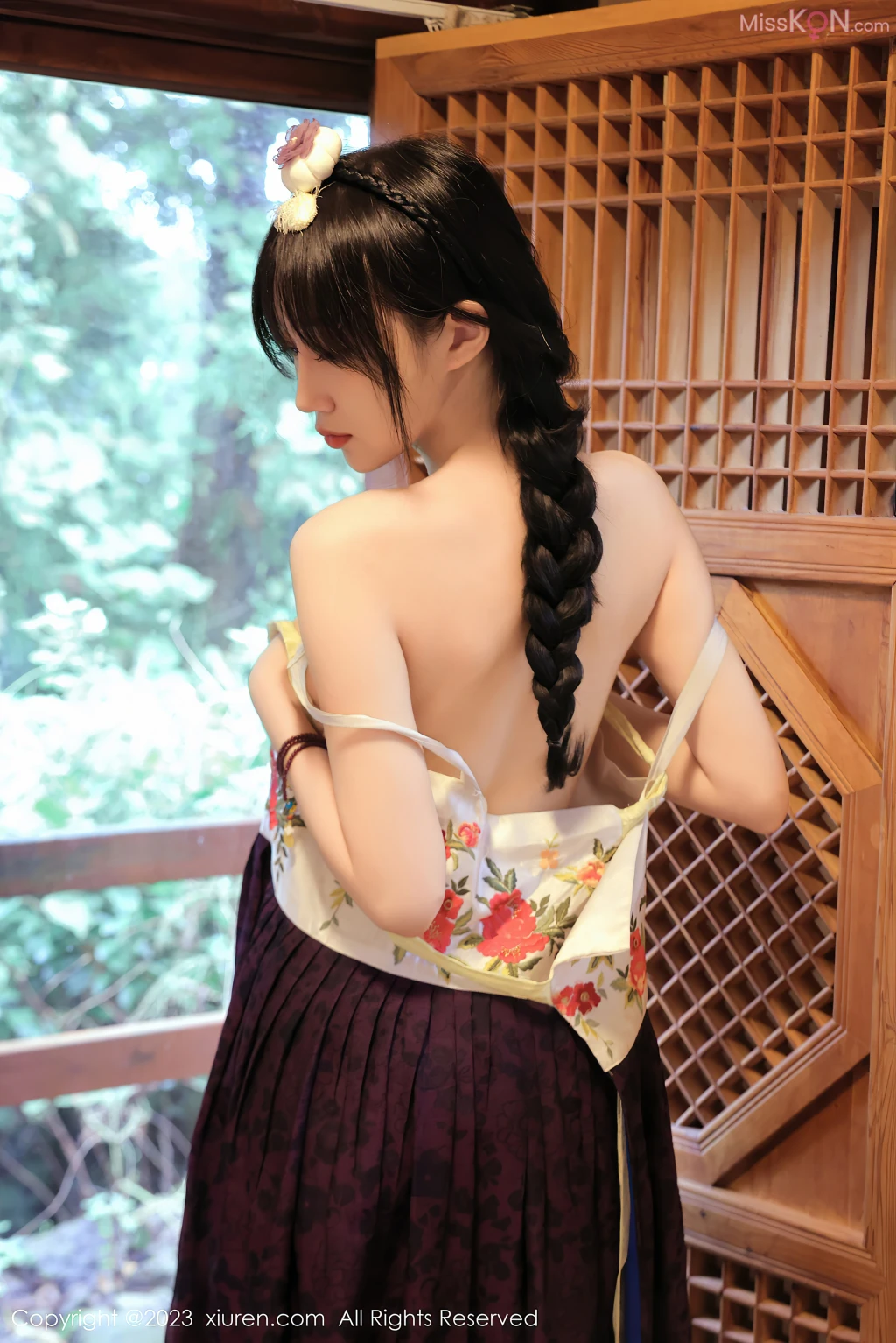 XIUREN No.7675 – 7684 (846 photos)