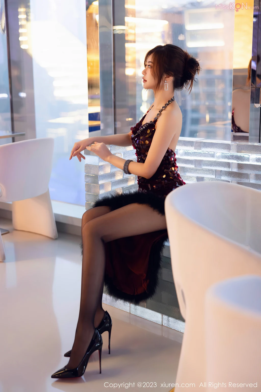 XIUREN No.7675 – 7684 (846 photos)