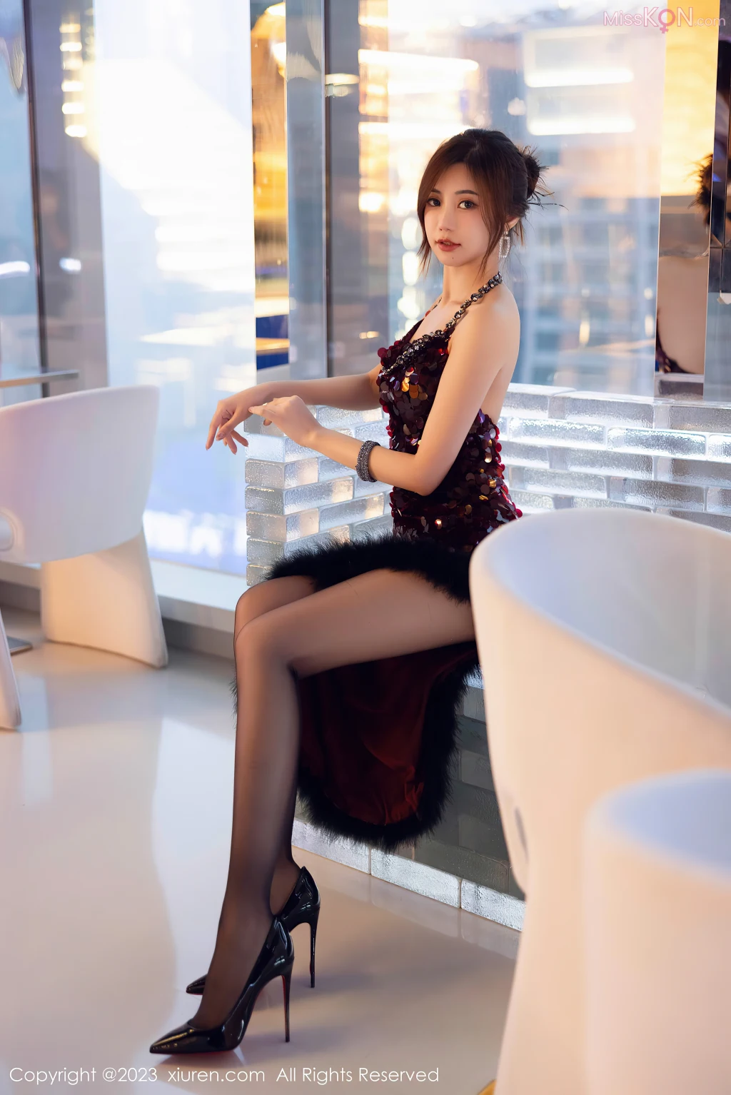 XIUREN No.7675 – 7684 (846 photos)