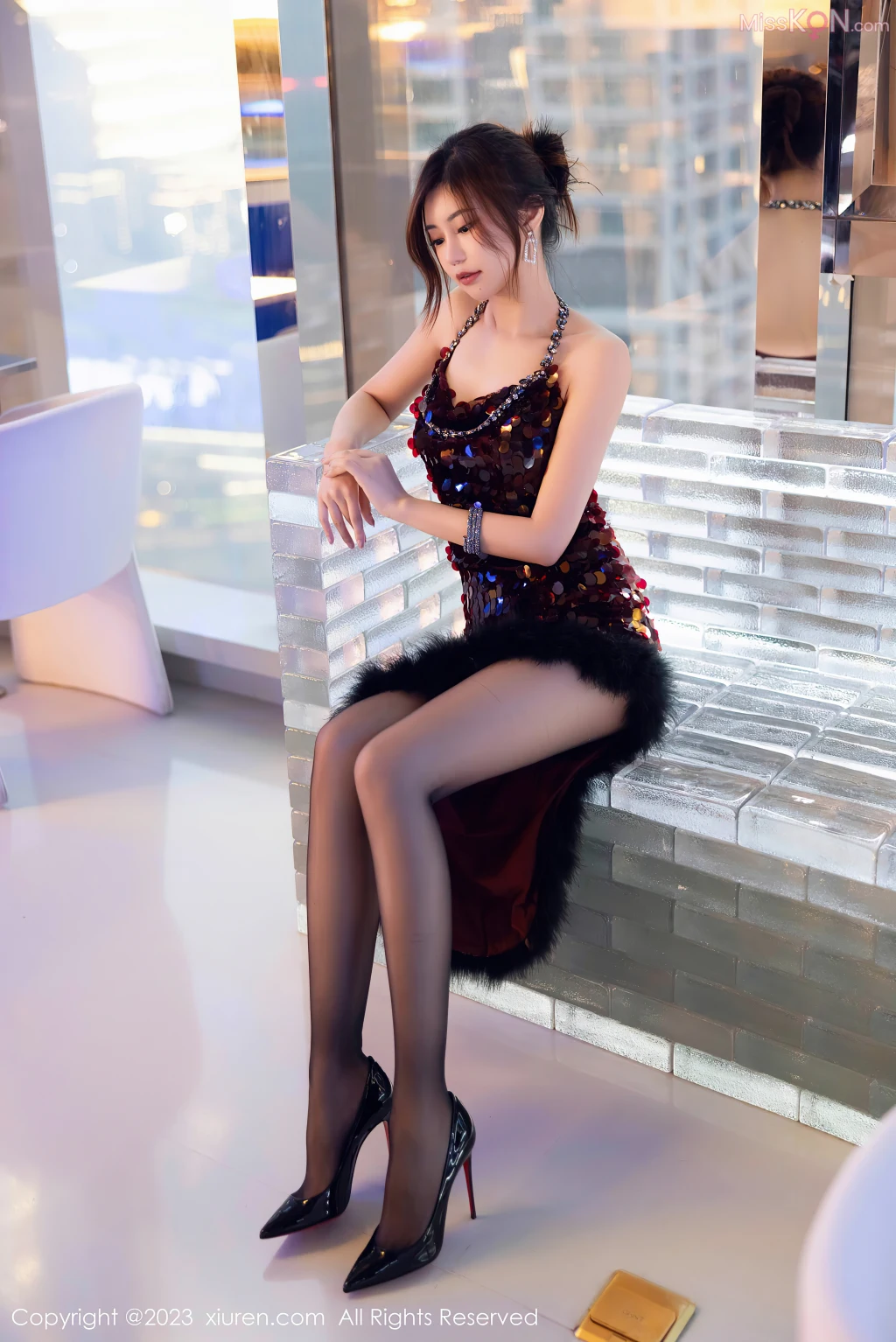 XIUREN No.7675 – 7684 (846 photos)