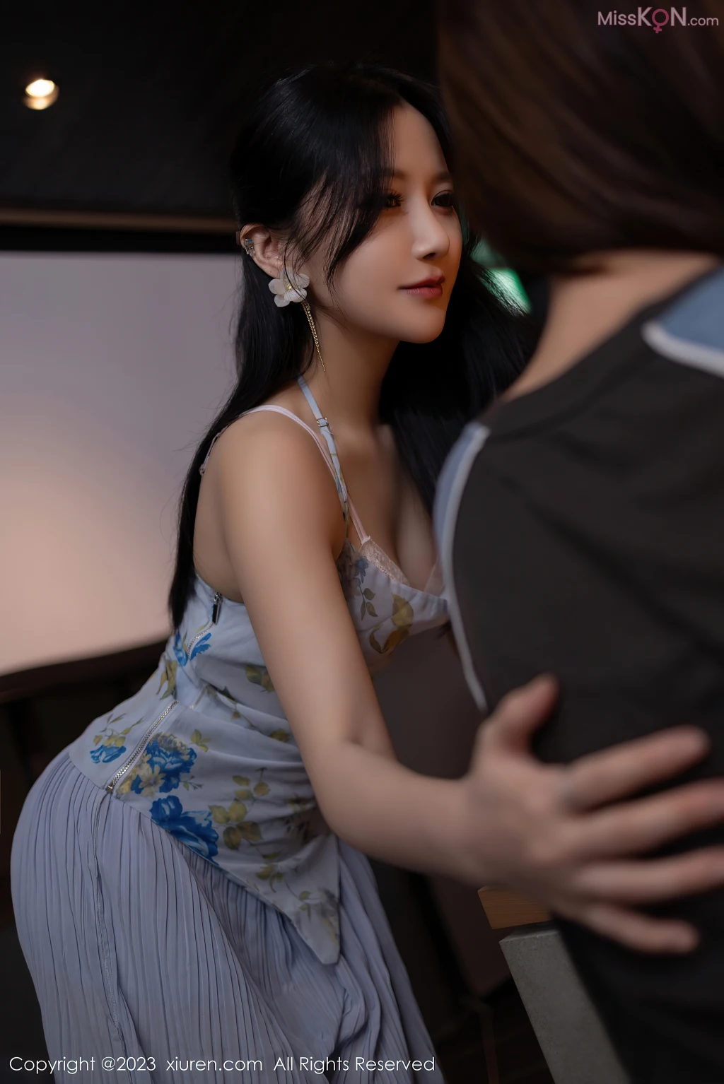XIUREN No.7675 – 7684 (846 photos)