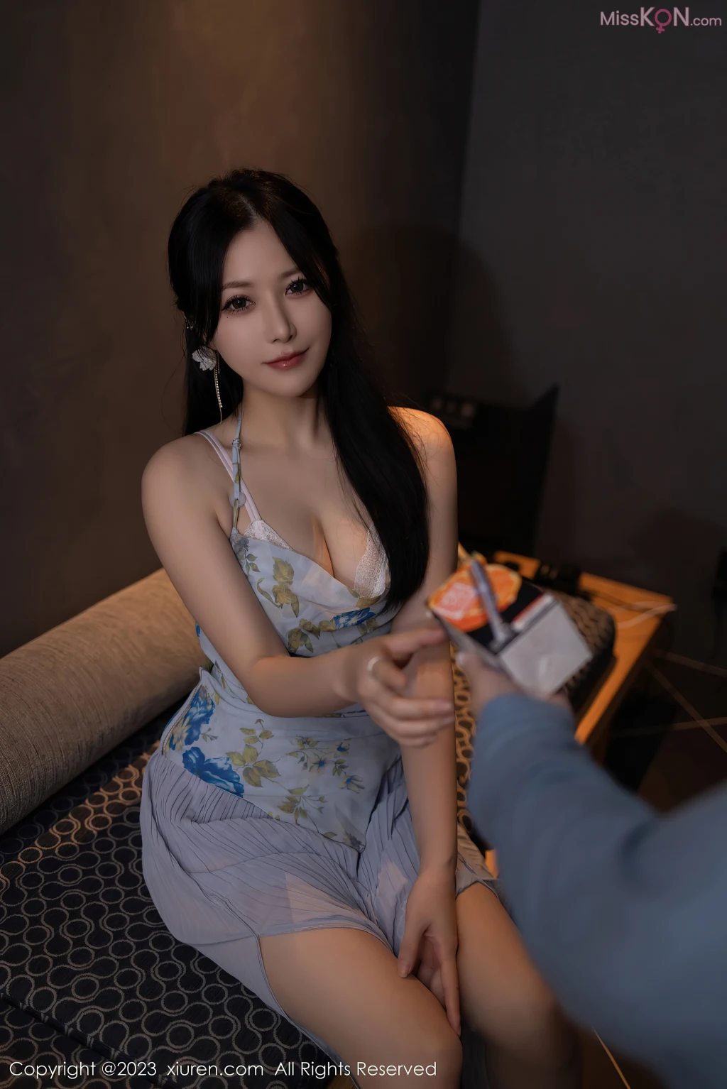 XIUREN No.7675 – 7684 (846 photos)