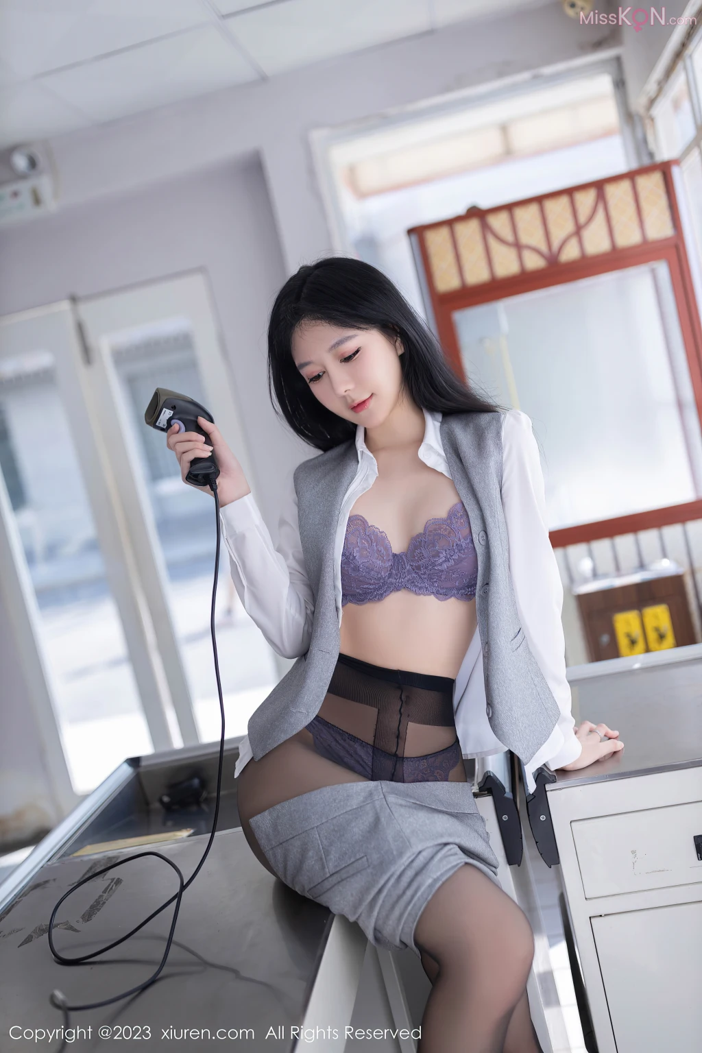 XIUREN No.7675 – 7684 (846 photos)