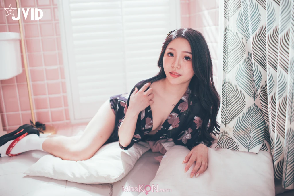 [JVID] 梵梵: 天然美女梵梵 美麗無邪的笑容甜翻你的心 (171 photos )