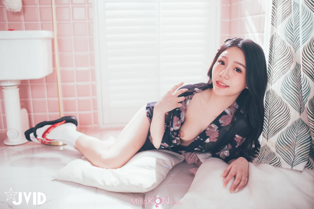 [JVID] 梵梵: 天然美女梵梵 美麗無邪的笑容甜翻你的心 (171 photos )