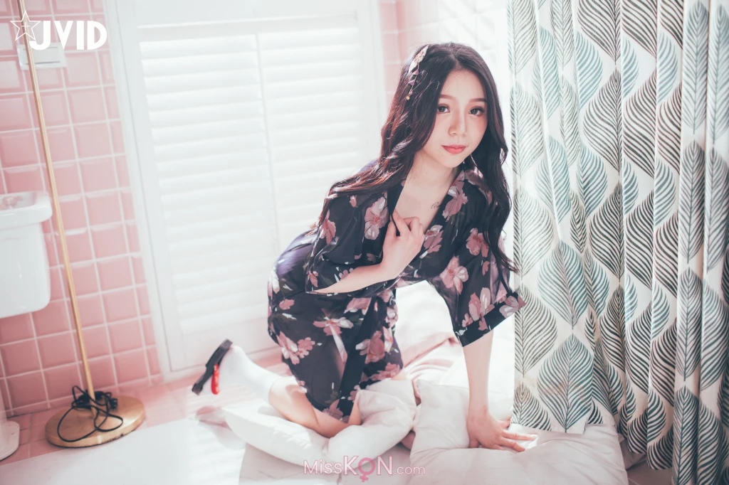 [JVID] 梵梵: 天然美女梵梵 美麗無邪的笑容甜翻你的心 (171 photos )