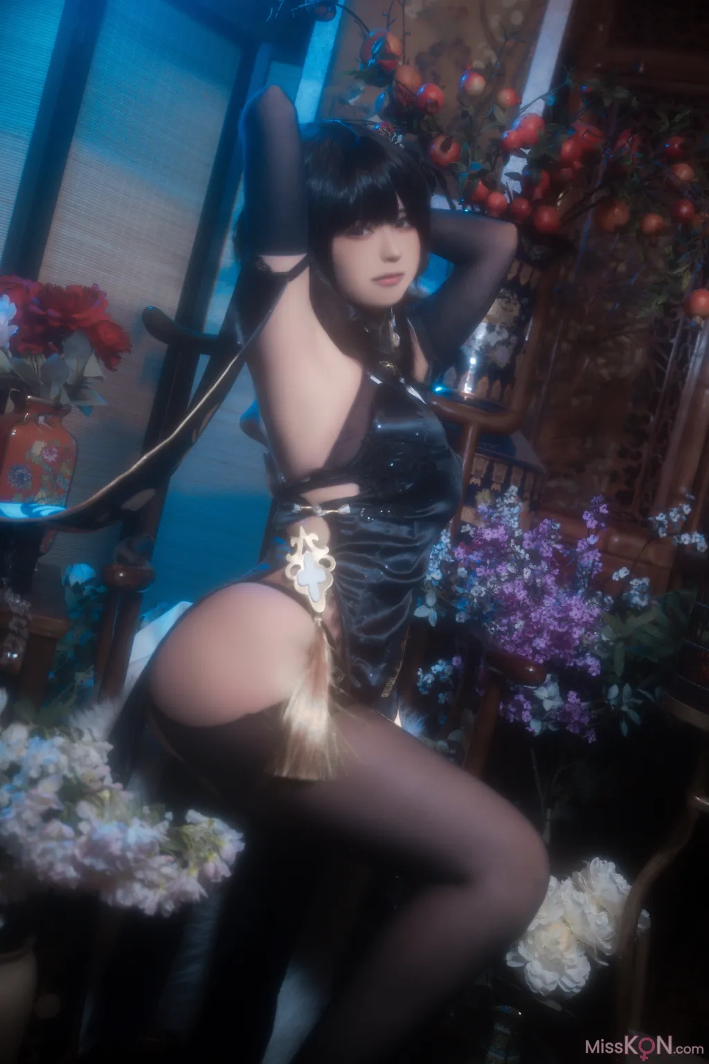 Coser@Quan冉有点饿: 镇海 黑旗袍 (44 photos)