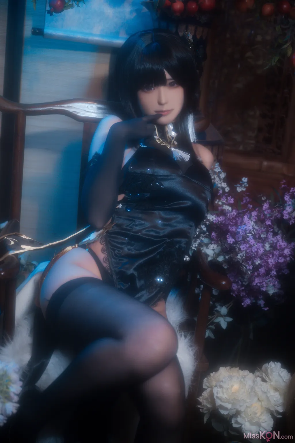 Coser@Quan冉有点饿: 镇海 黑旗袍 (44 photos)