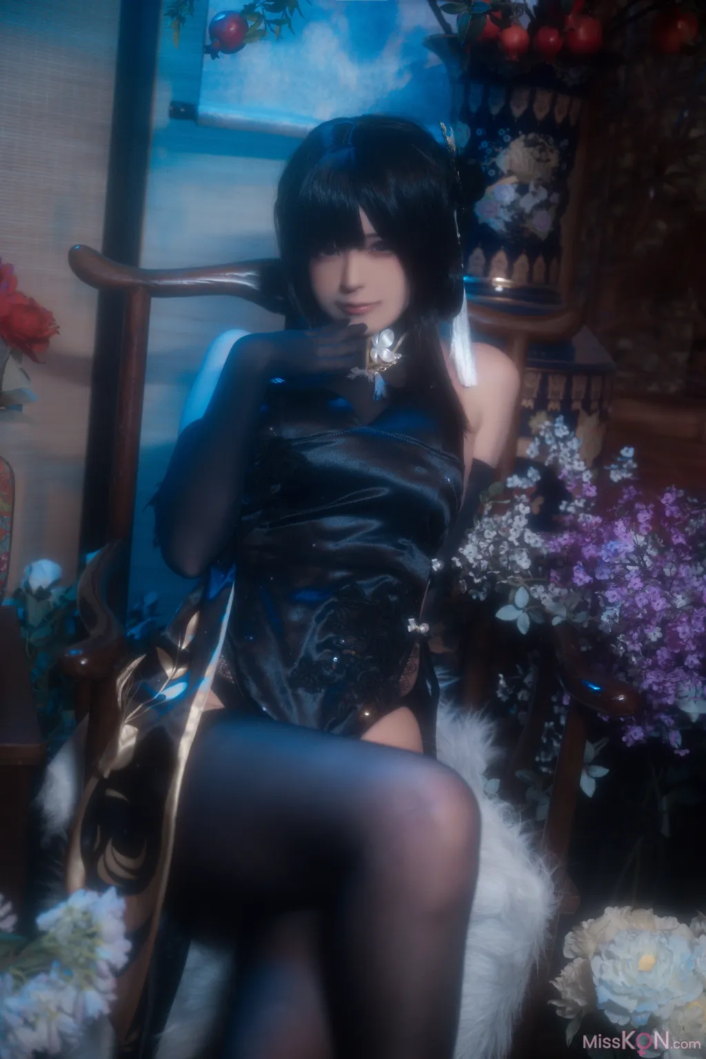 Coser@Quan冉有点饿: 镇海 黑旗袍 (44 photos)