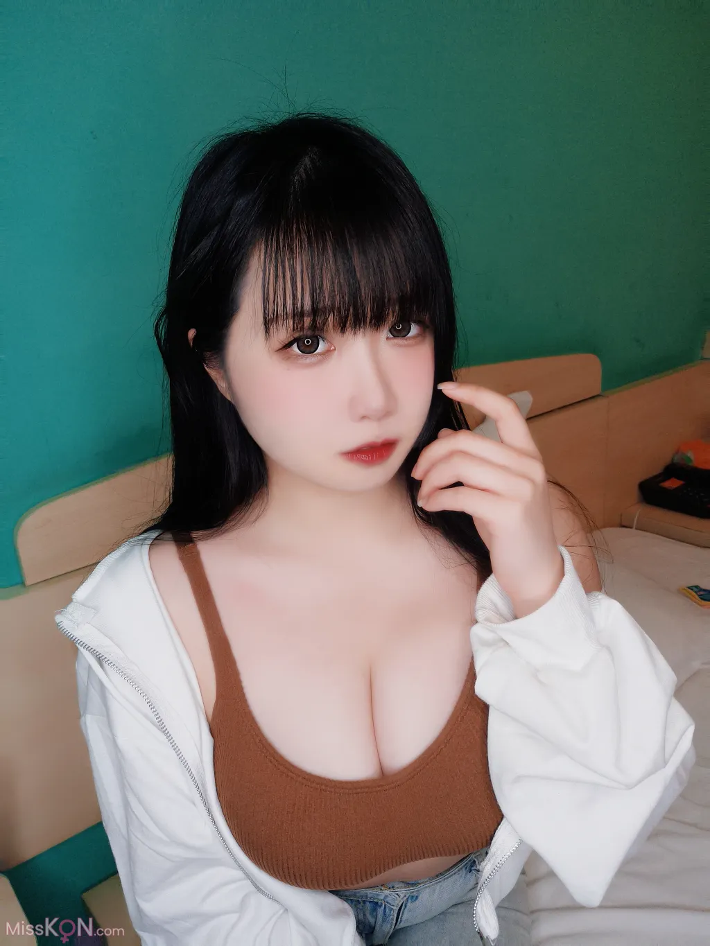 Coser@贞子蜜桃: 运动内搭 (10 photos + 1 video)