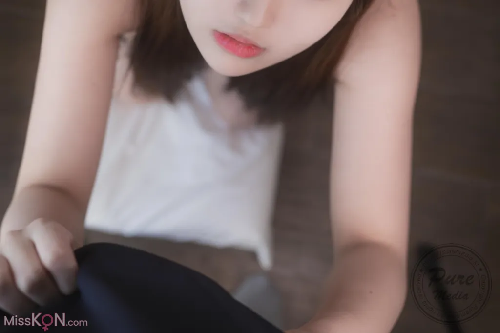 Pure Media Vol.290: Yuna (80 photos)