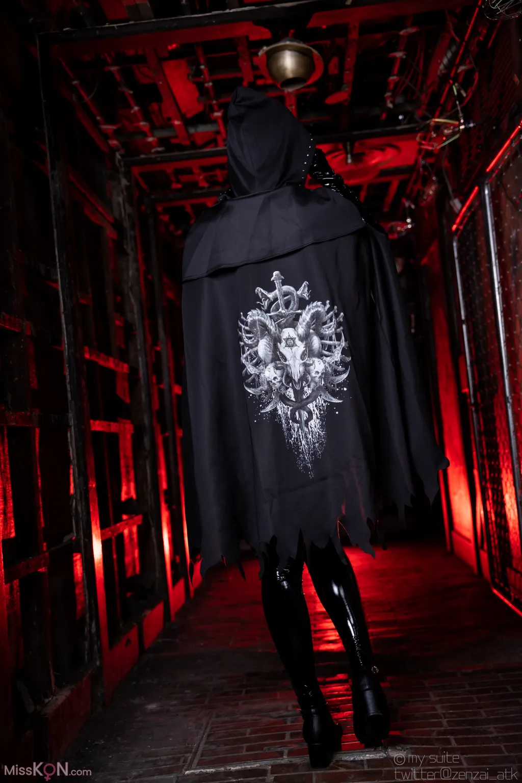 Coser@Atsuki (あつき): SUITE B-Tough (414 photos )