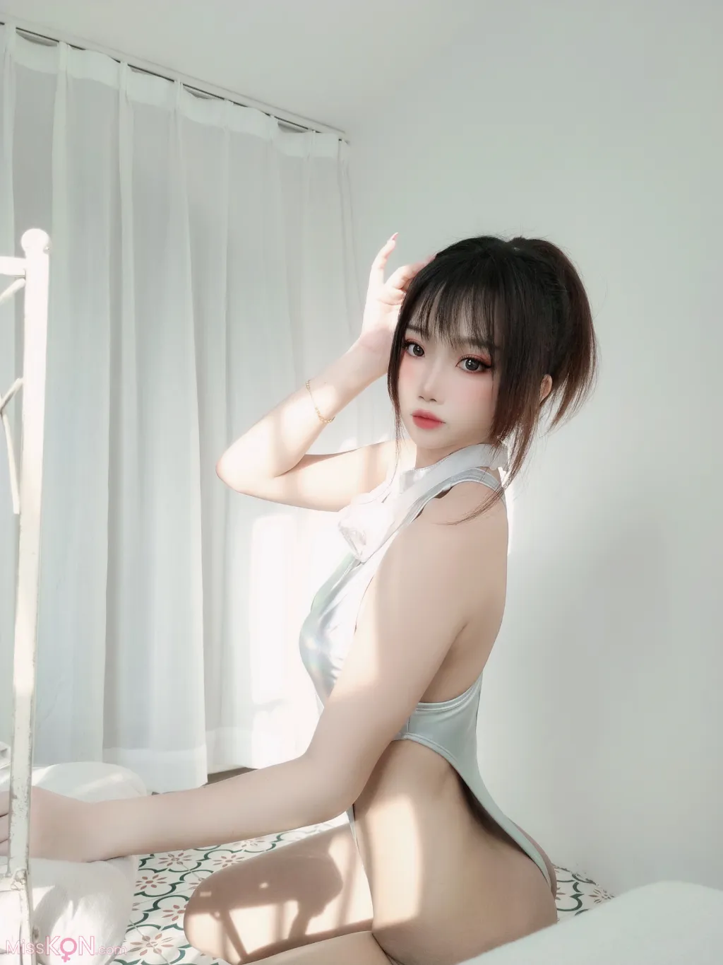Coser@鬼畜瑶在不在w: 镭射竞泳 (55 photos)