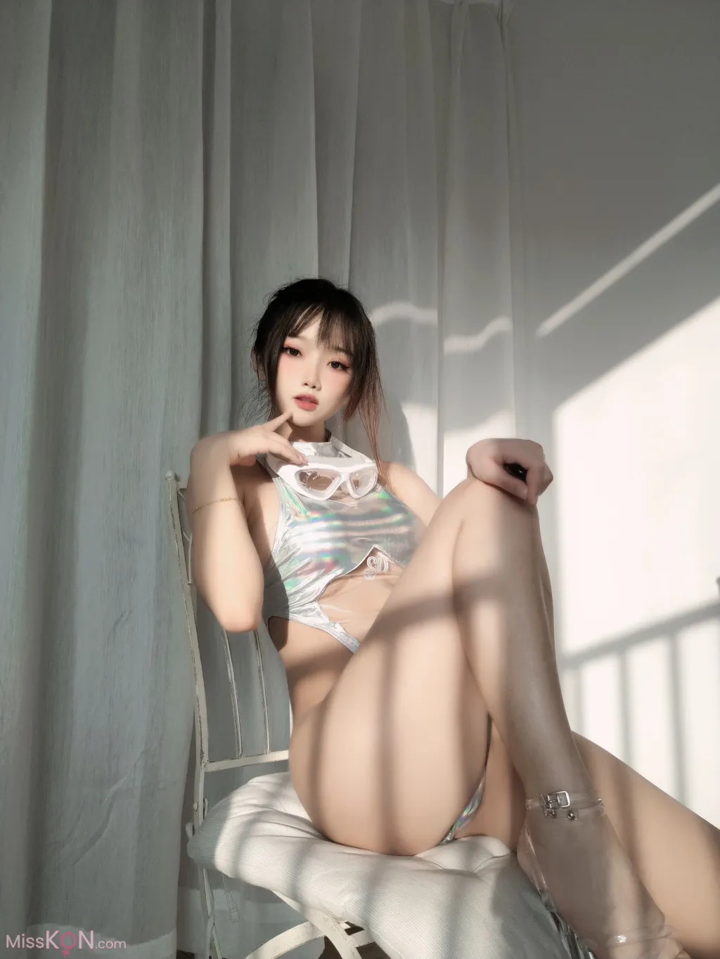 Coser@鬼畜瑶在不在w: 镭射竞泳 (55 photos)