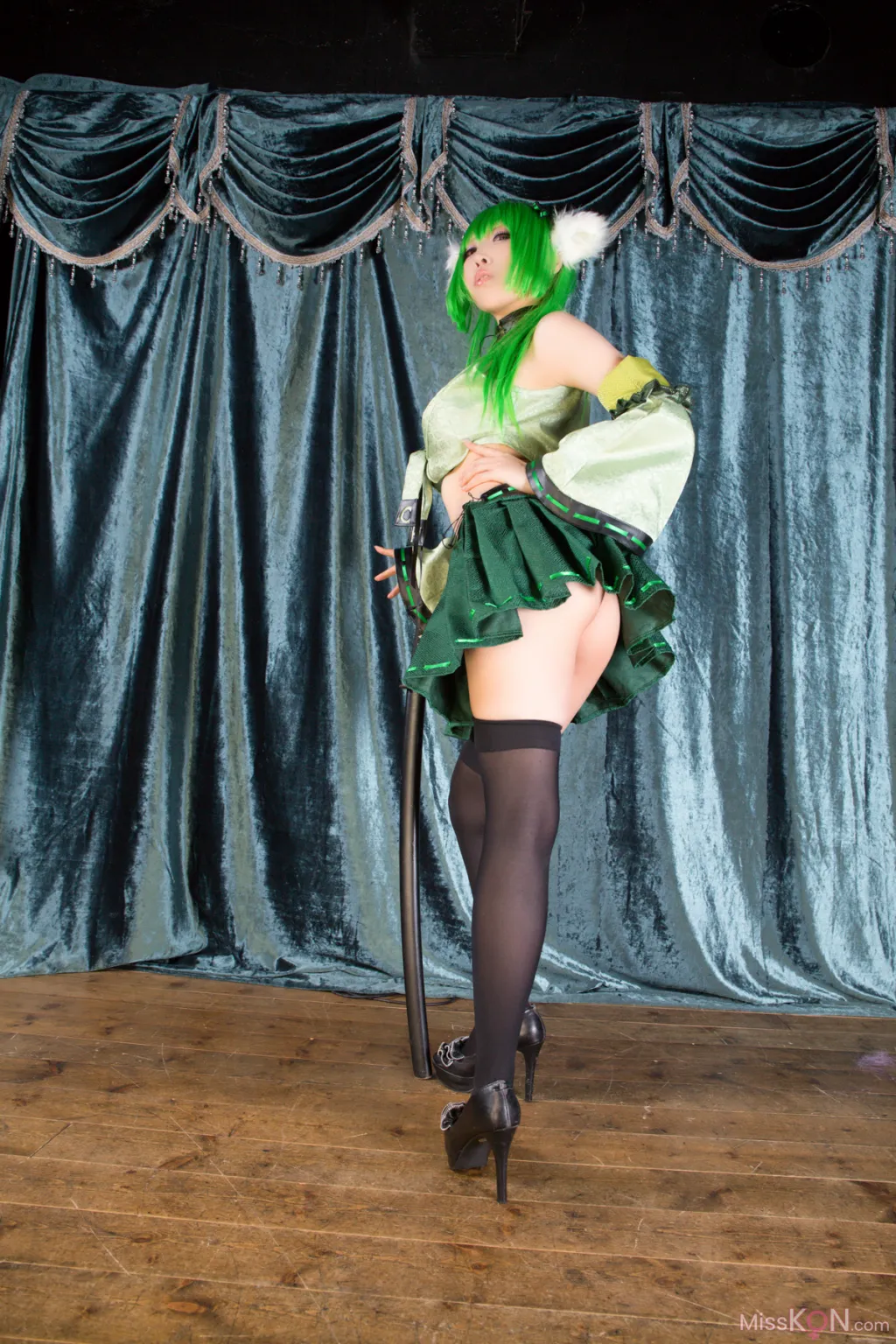 Coser@Reku Momoiro (桃色れく): [KURUPIKA] COSHOLIC 15 (183 photos)