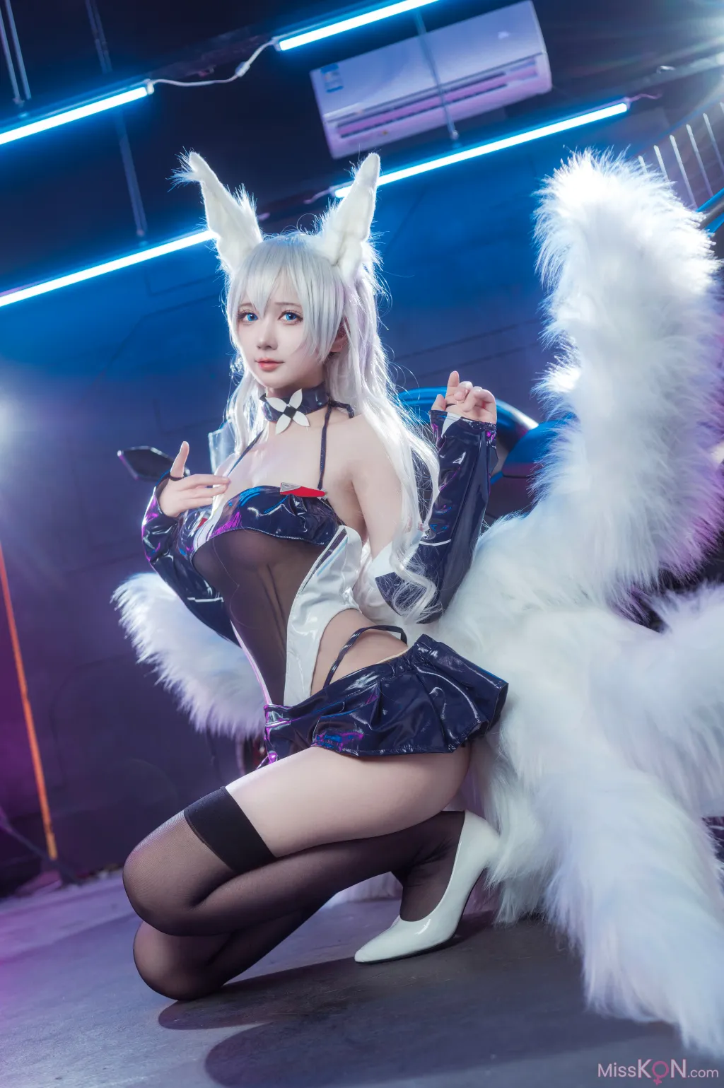 Coser@喜欢爱理吗 &amp; 艾西aiwest: 碧蓝航线 巴尔的摩&amp;信浓 赛车女郎 (47 photos)