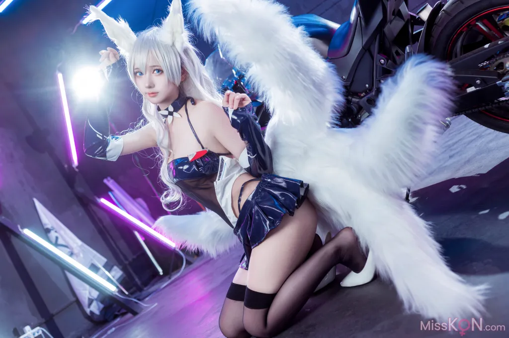 Coser@喜欢爱理吗 &amp; 艾西aiwest: 碧蓝航线 巴尔的摩&amp;信浓 赛车女郎 (47 photos)