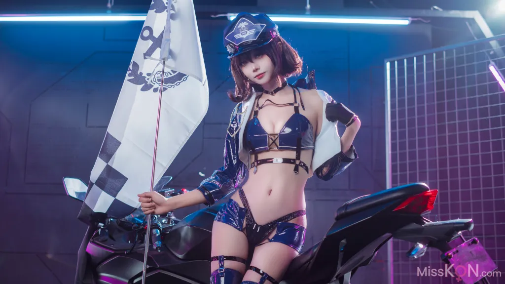 Coser@喜欢爱理吗 &amp; 艾西aiwest: 碧蓝航线 巴尔的摩&amp;信浓 赛车女郎 (47 photos)