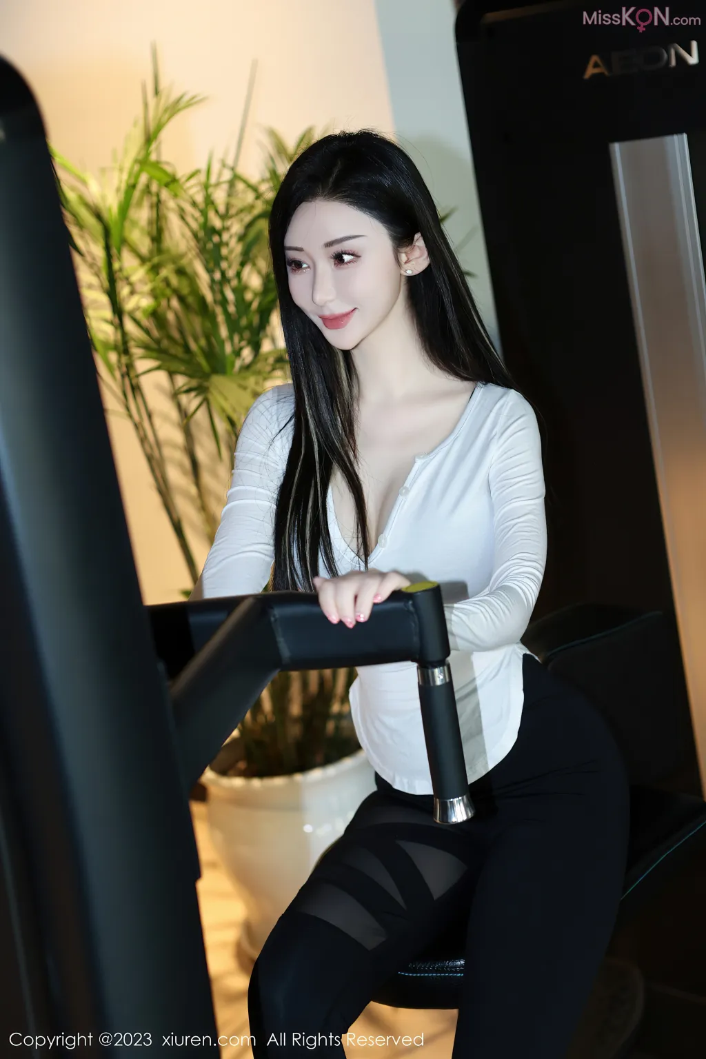 XIUREN No.7705 – 7714 (779 photos)
