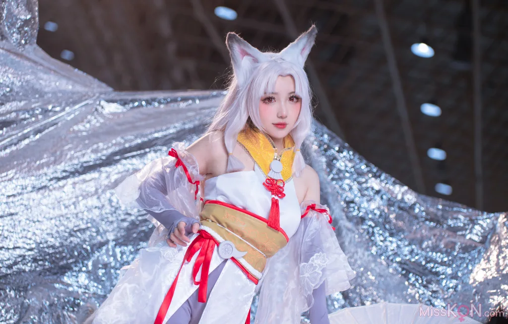 Coser@刺青Poi: 胡桃 (9 photos)