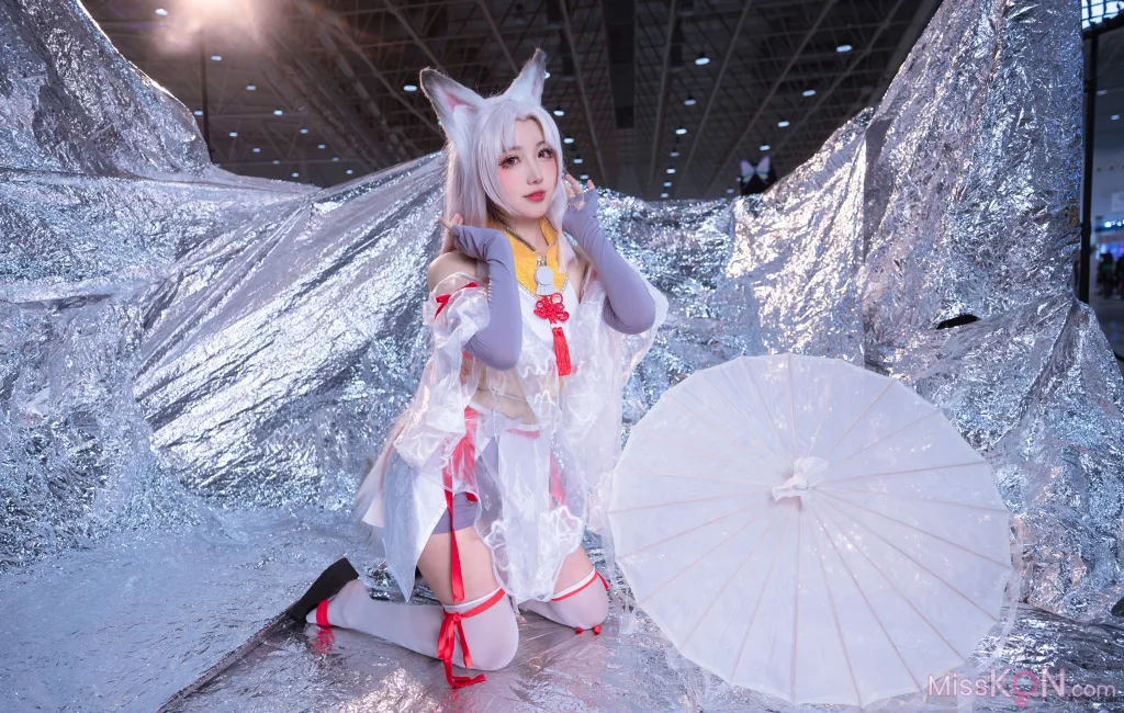 Coser@刺青Poi: 胡桃 (9 photos)