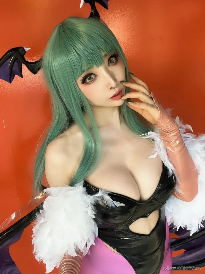 Coser@Reku Momoiro (桃色れく): MORRIGAN AENSLAND (243 photos)