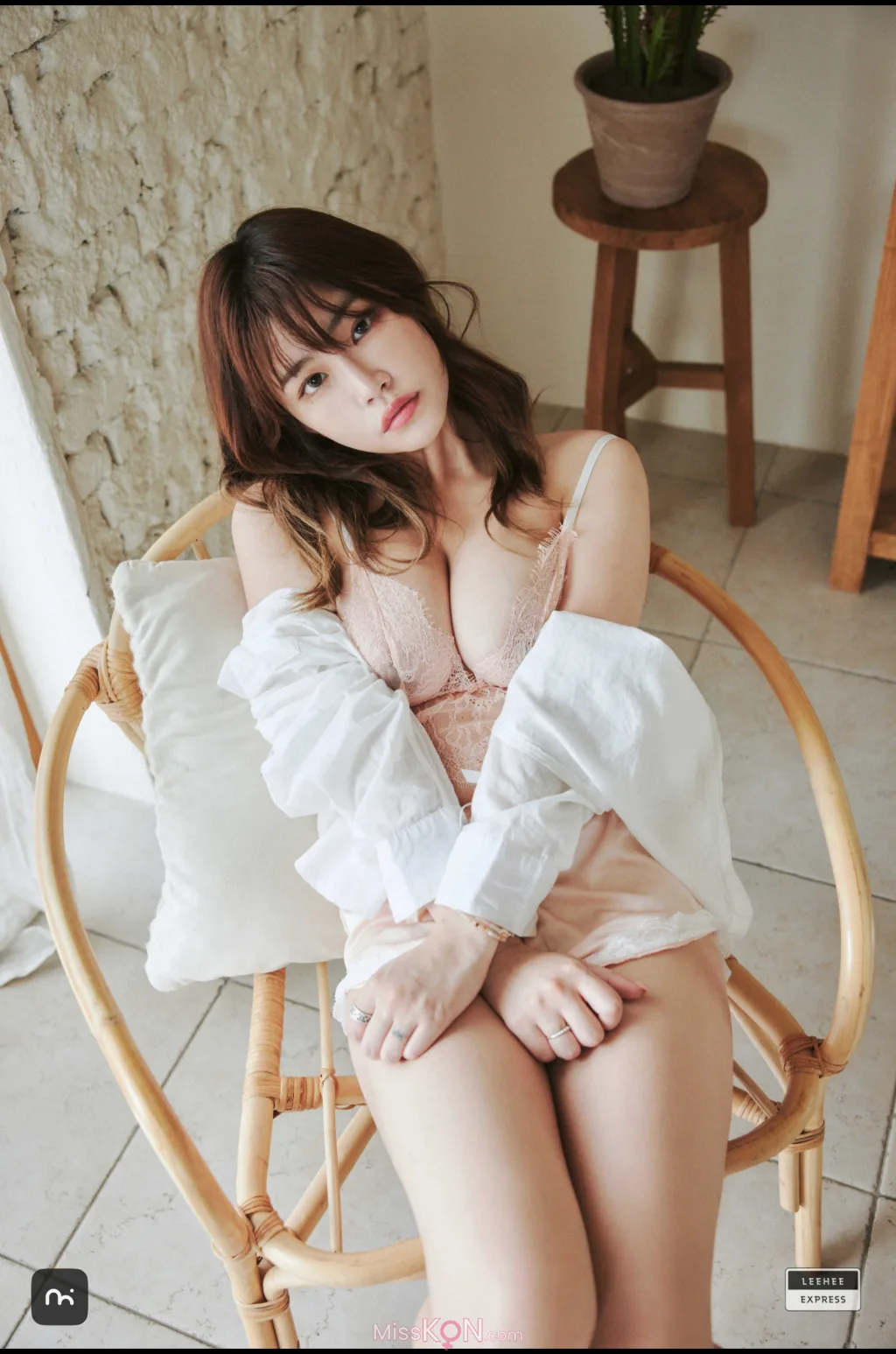 [LE] LEHC-246A: Bani (70 photos)