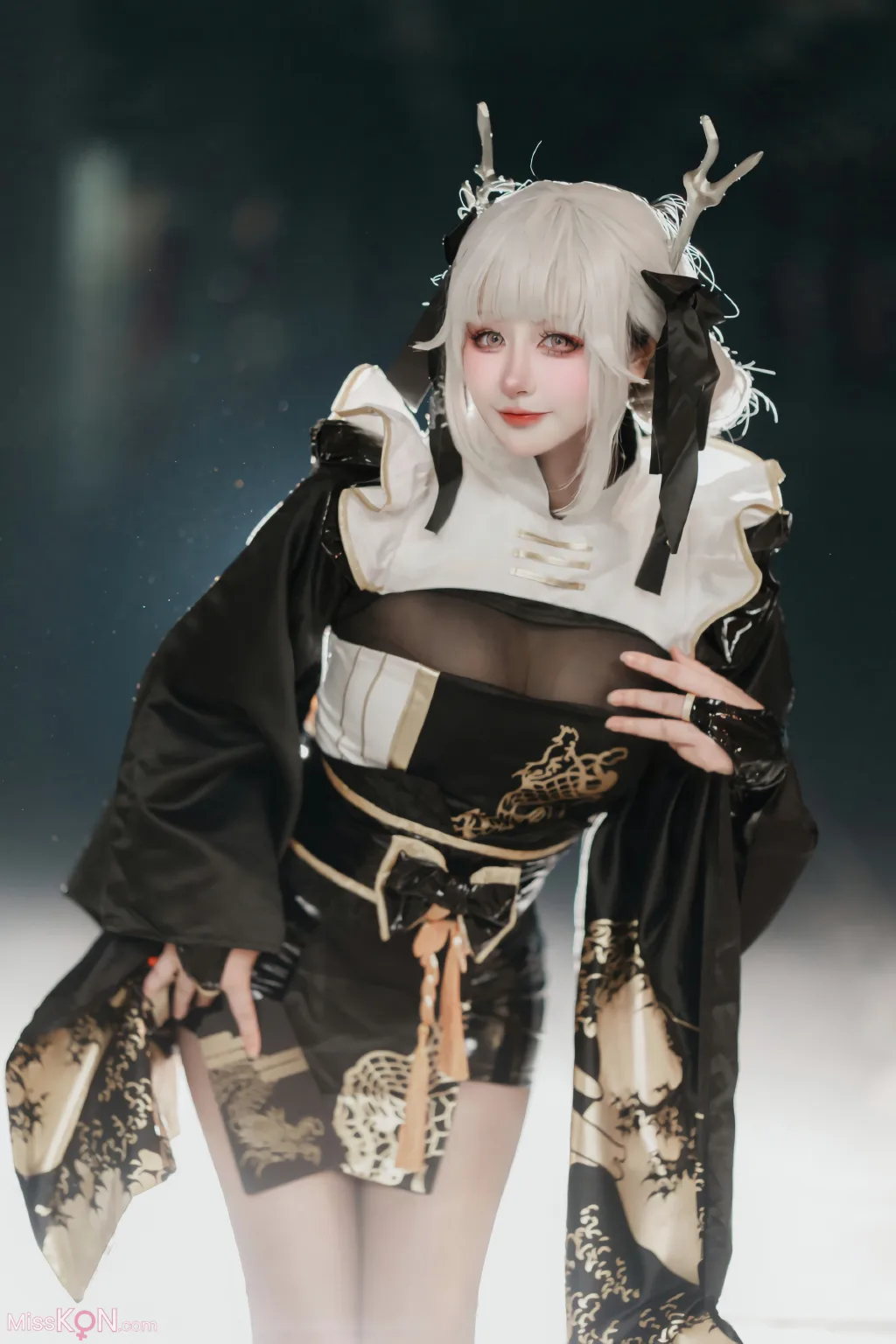 Coser@酒酿促织nya: 布兰尔 白兔 (19 photos)