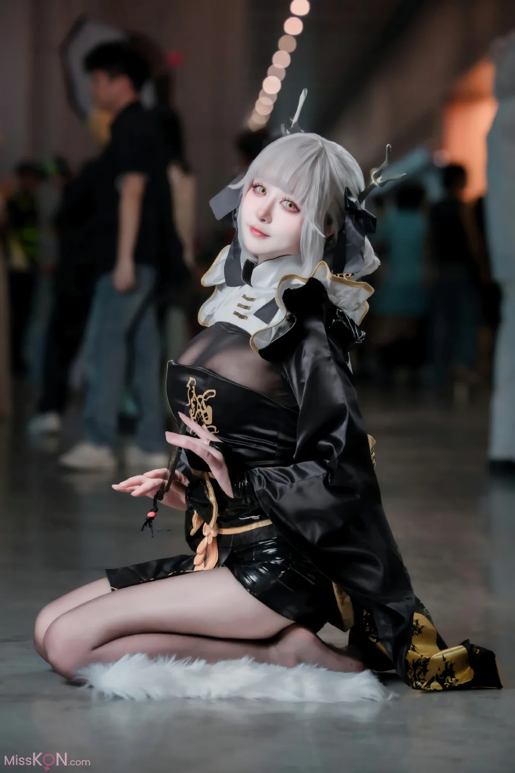 Coser@酒酿促织nya: 布兰尔 白兔 (19 photos)