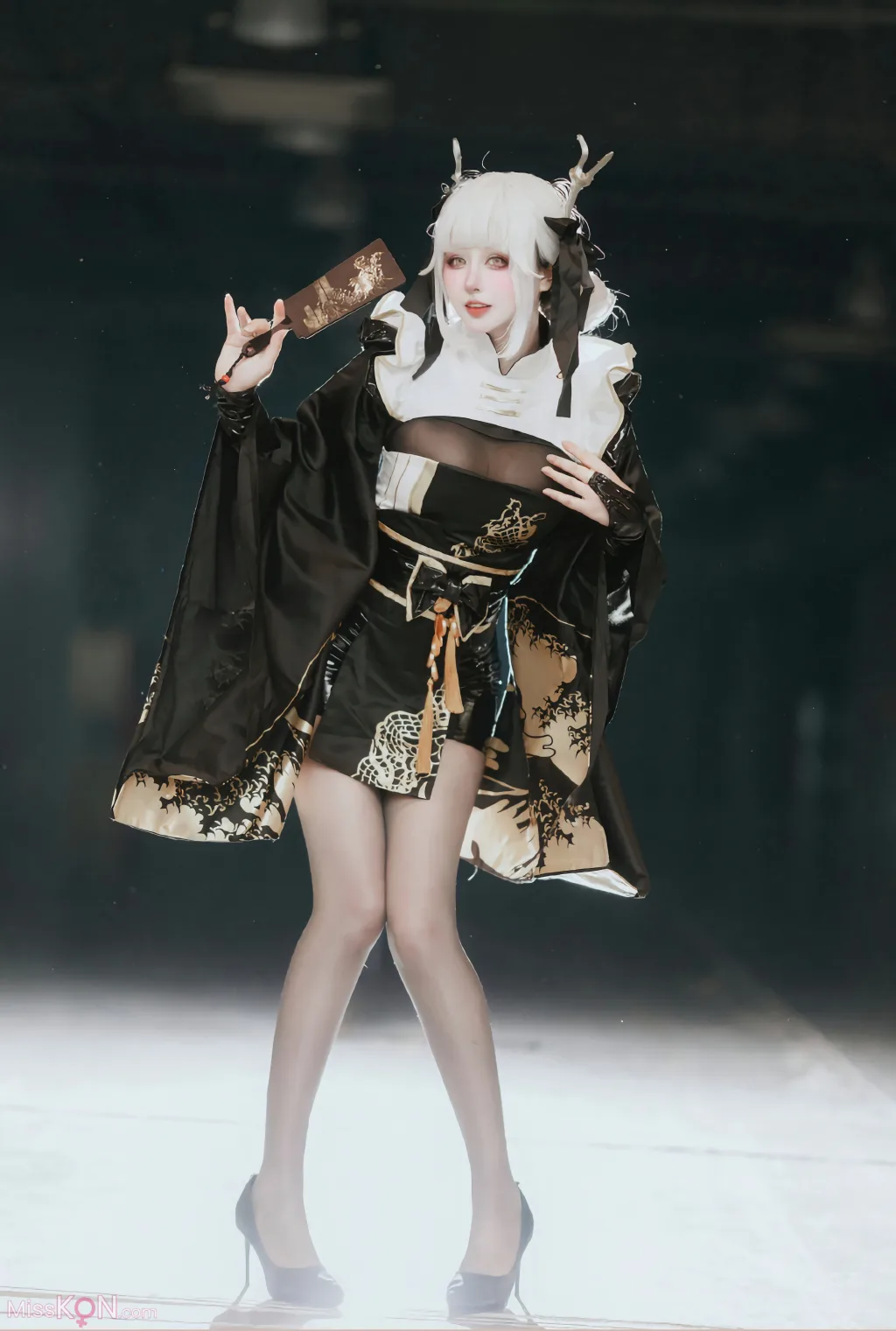 Coser@酒酿促织nya: 布兰尔 白兔 (19 photos)