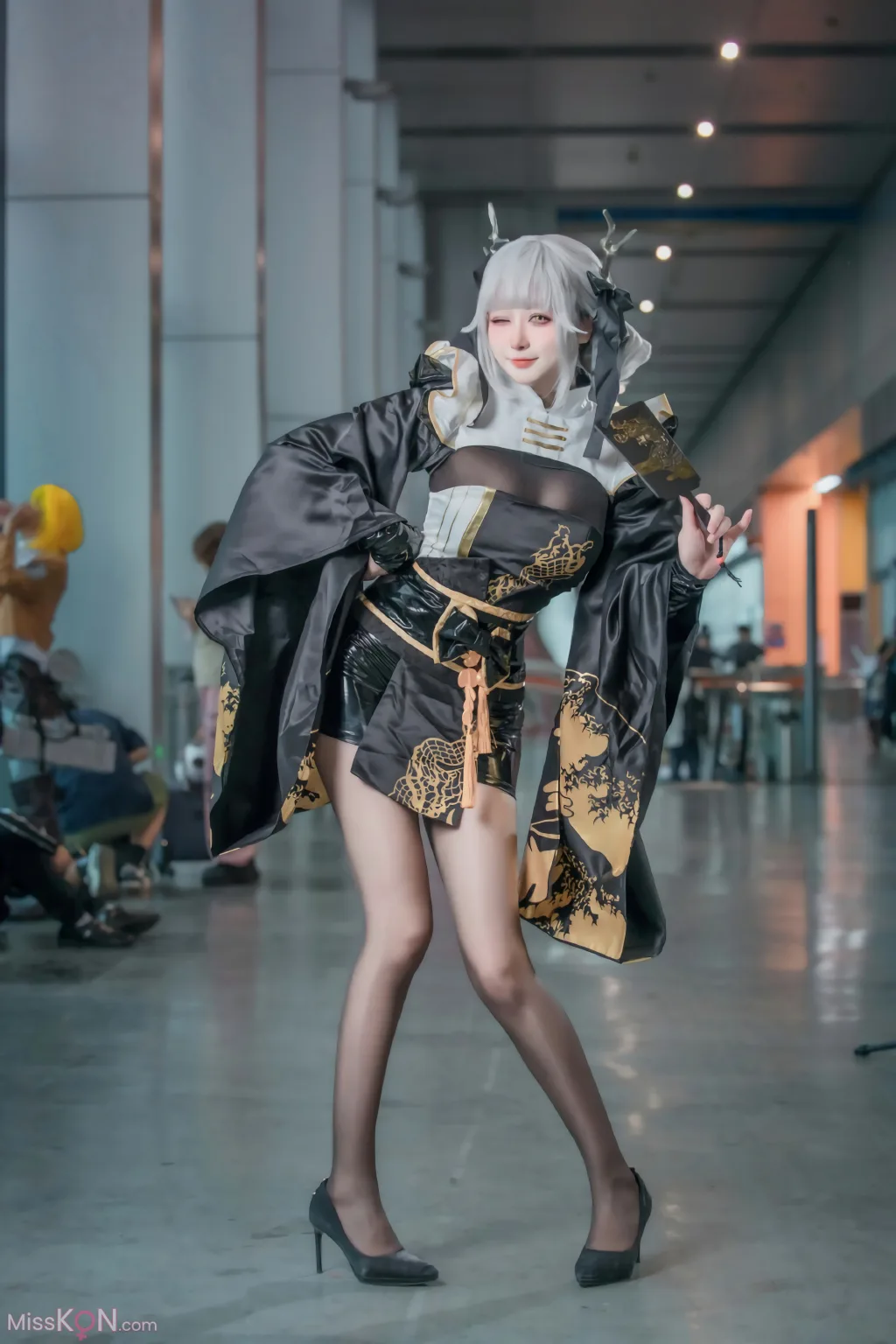 Coser@酒酿促织nya: 布兰尔 白兔 (19 photos)