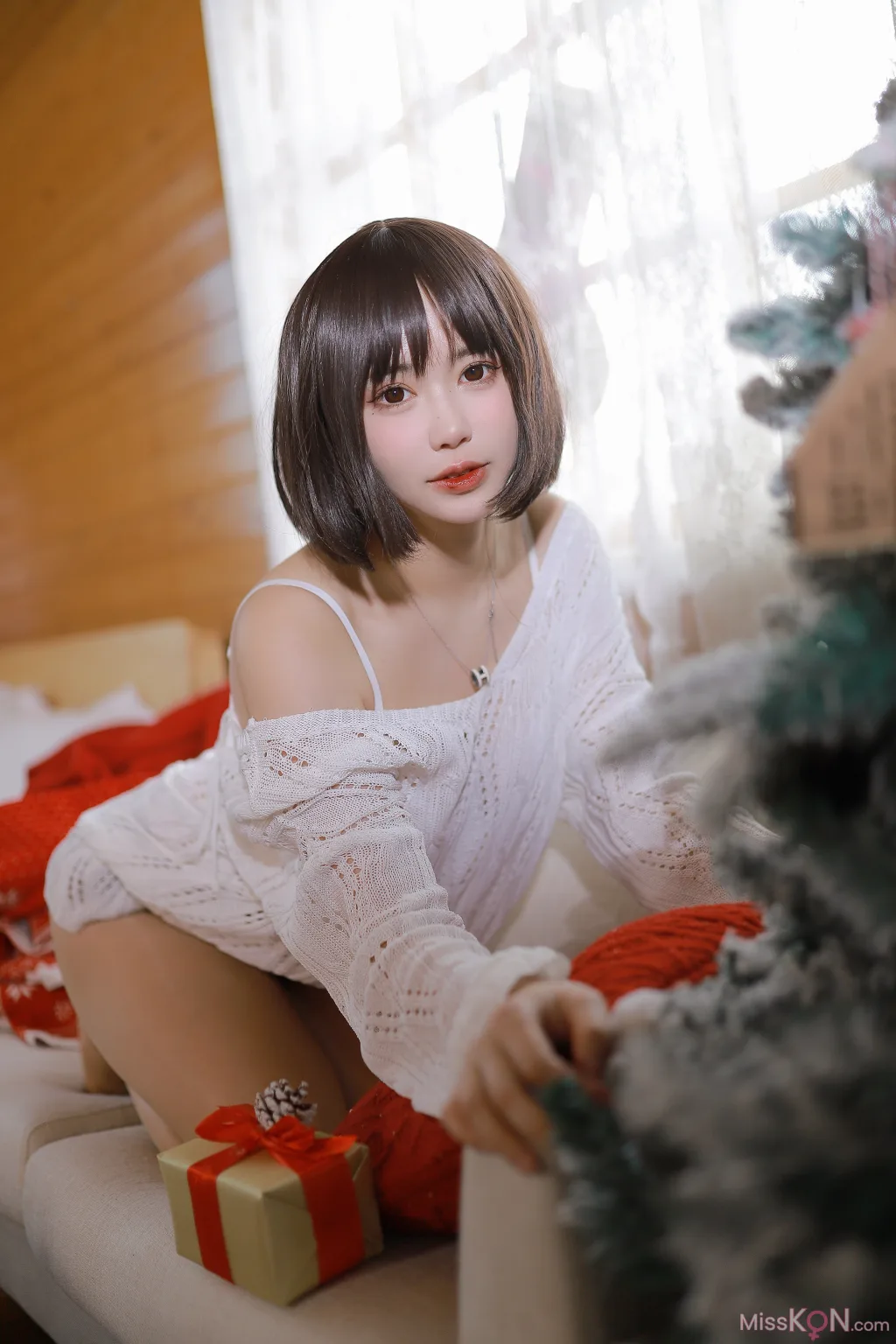 Coser@Tina很妖孽呀: 温柔短发妹妹 (52 photos )