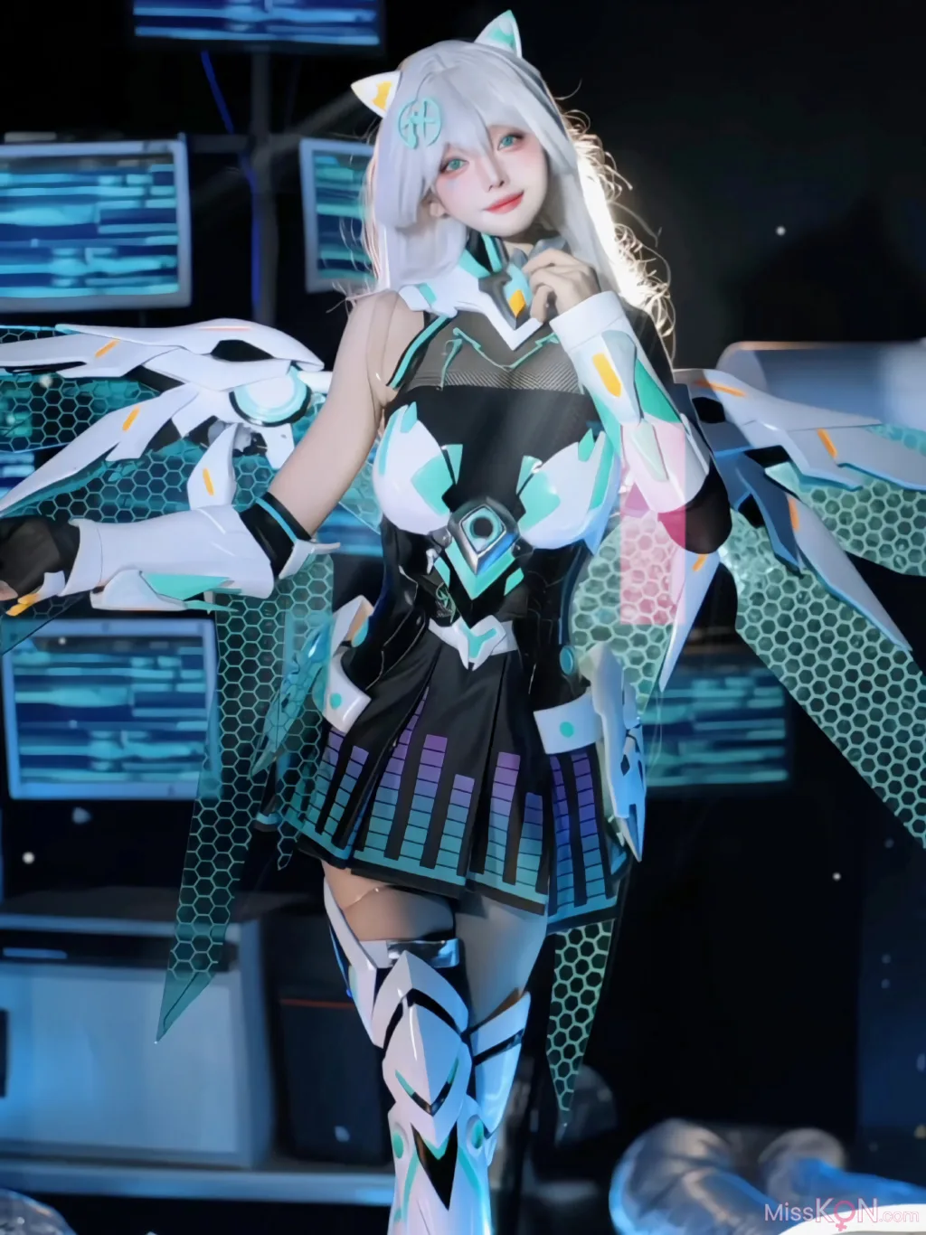 Coser@走路摇zly: 天选姬 (37 photos)