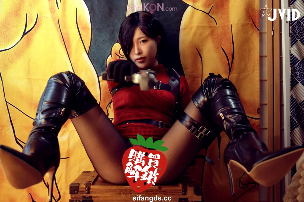 [JVID] 艾悠: 全裸女神 艾悠 鲍鱼危机之艾达·王 猥亵凌辱拘禁 美艳酮体诱人白虎蜜穴 枪指阴户乖乖就范 (132 photos )