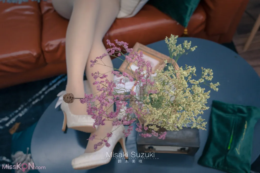 Coser@铃木美咲 (Misaki Suzuki): 铃木美咲 – 旗袍 (50 photos )