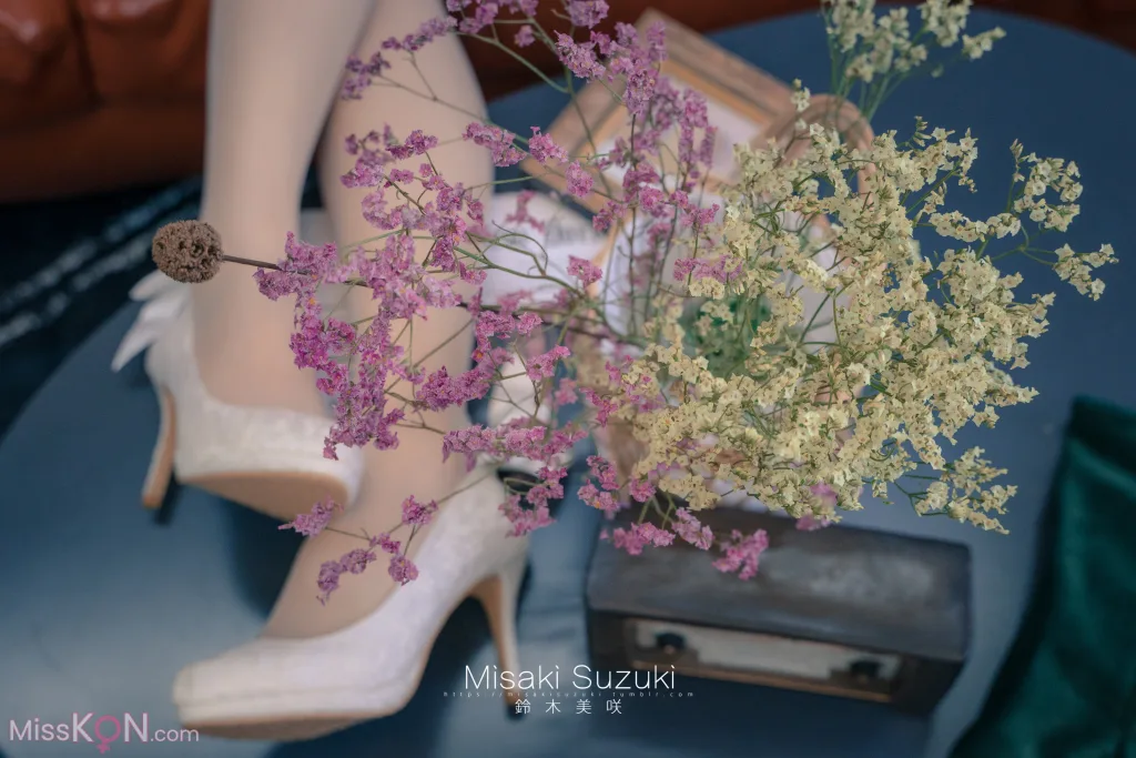 Coser@铃木美咲 (Misaki Suzuki): 铃木美咲 – 旗袍 (50 photos )