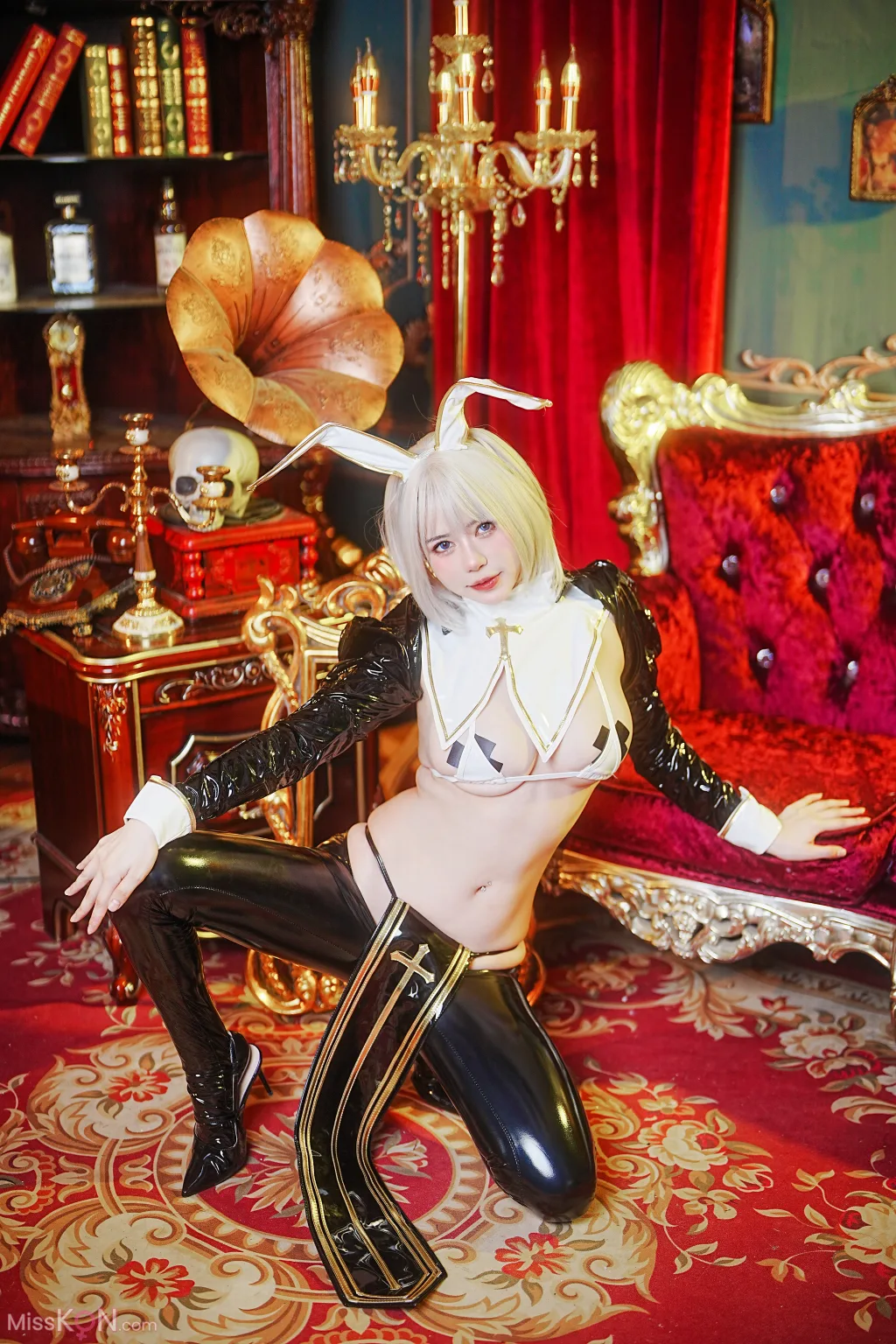 Coser@Tina很妖孽呀: 皮衣小兔子 (36 photos)