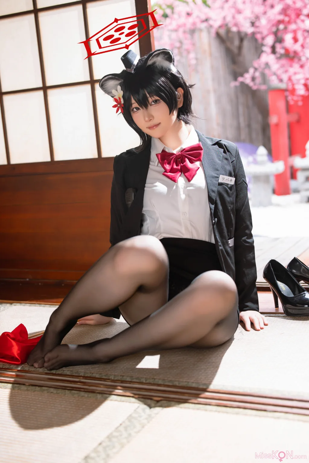 Coser@屿鱼: 蔚蓝档案 春日椿 导游 (55 photos)